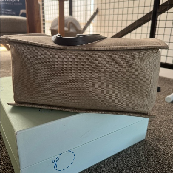 Off-White Repeat Shopping tote - Picture 7 of 9